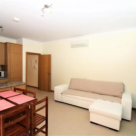 Apartment Oura Oasis *