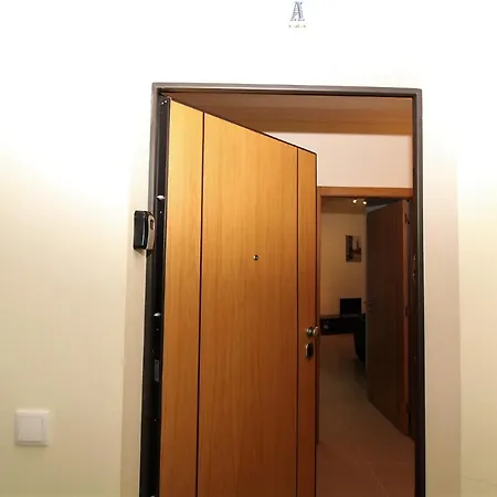 Oura Oasis Apartment