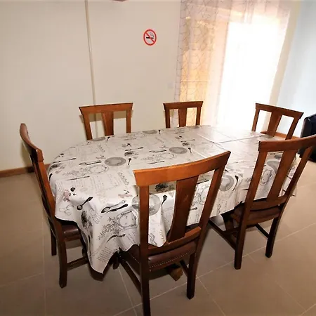 Oura Oasis Appartement *